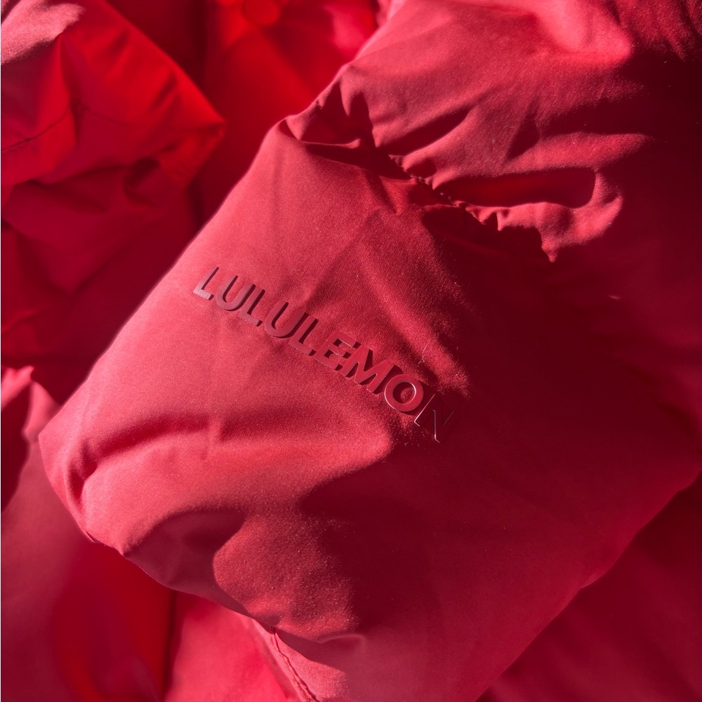 Lululemon WunderPuff Red Jacket NWT
